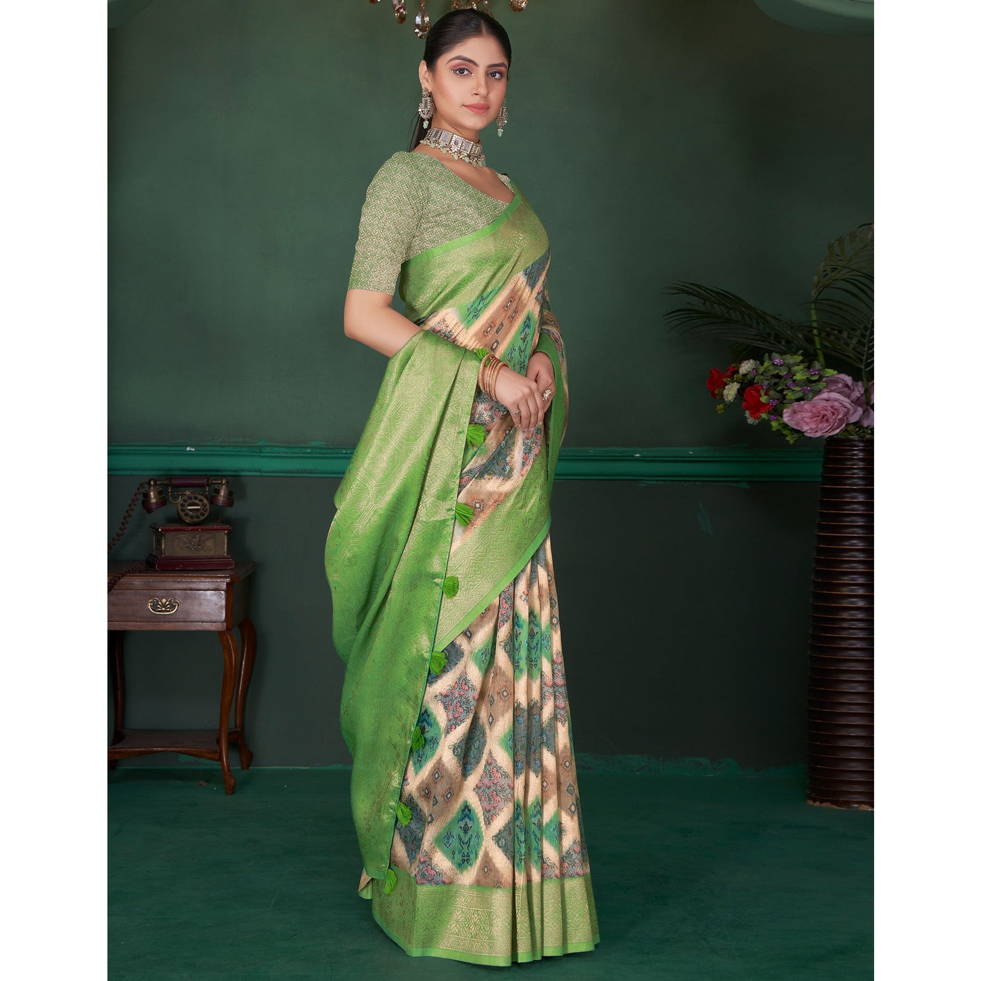 green-woven-with-floral-digital-printed-cotton-saree