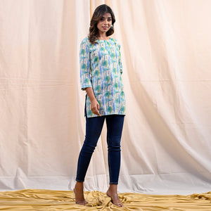 green-printed-rayon-top-2