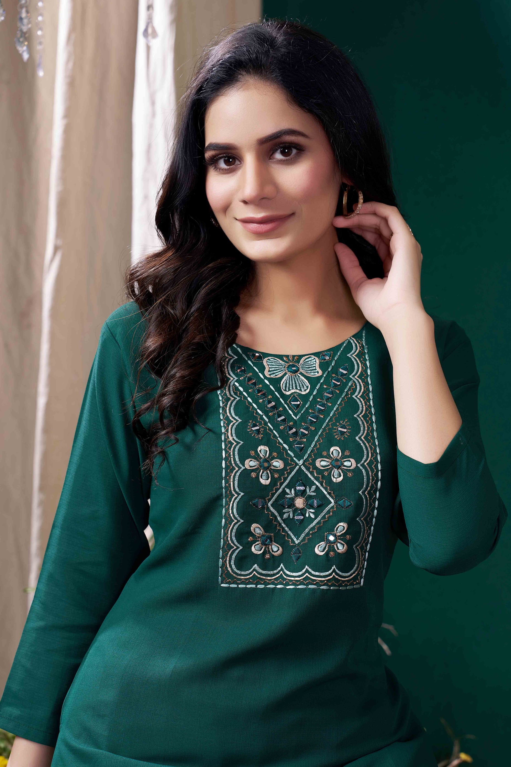 green-yoke-embroidered-pure-cotton-straight-kurti-2