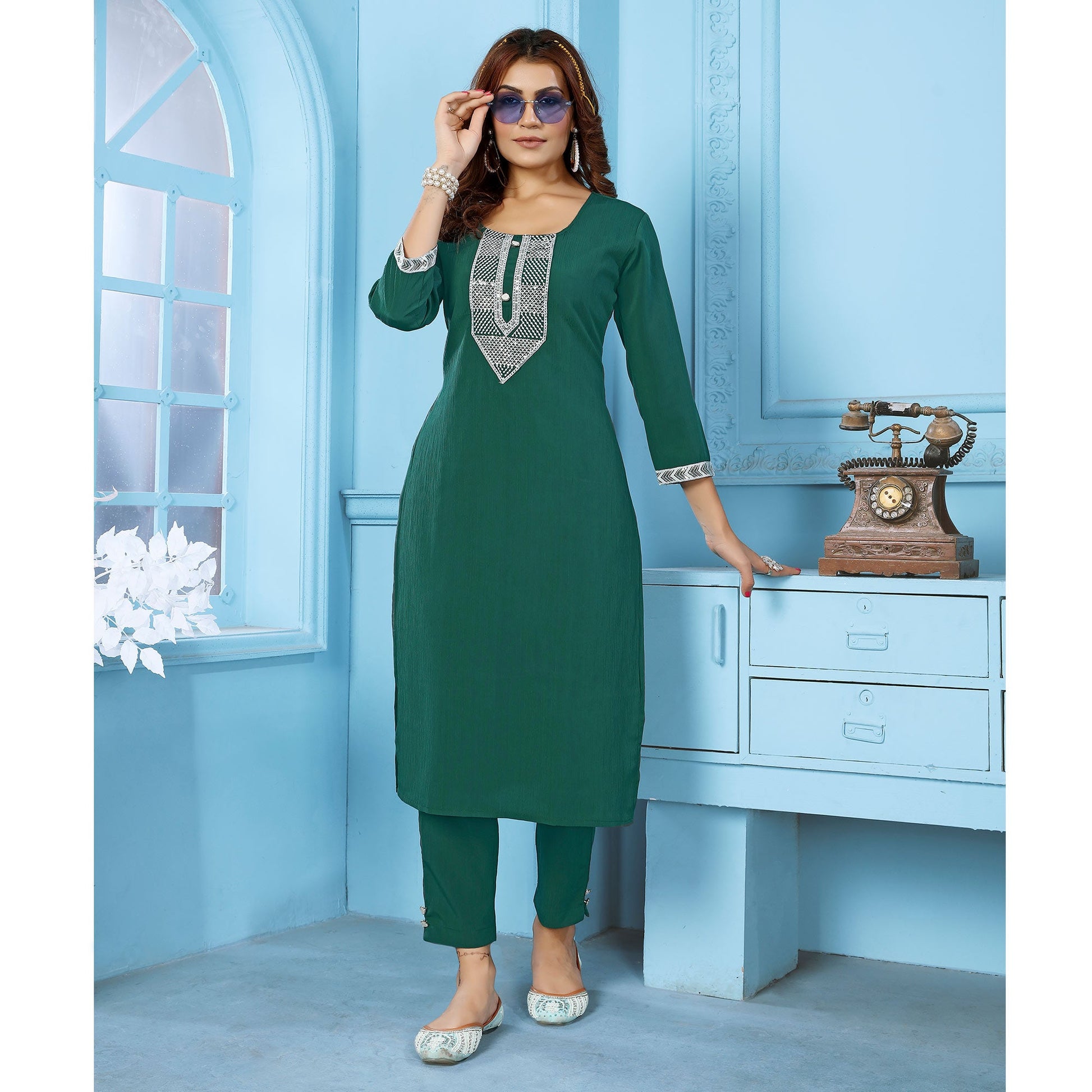 green-sequins-embroidered-cotton-blend-kurti-pant-set