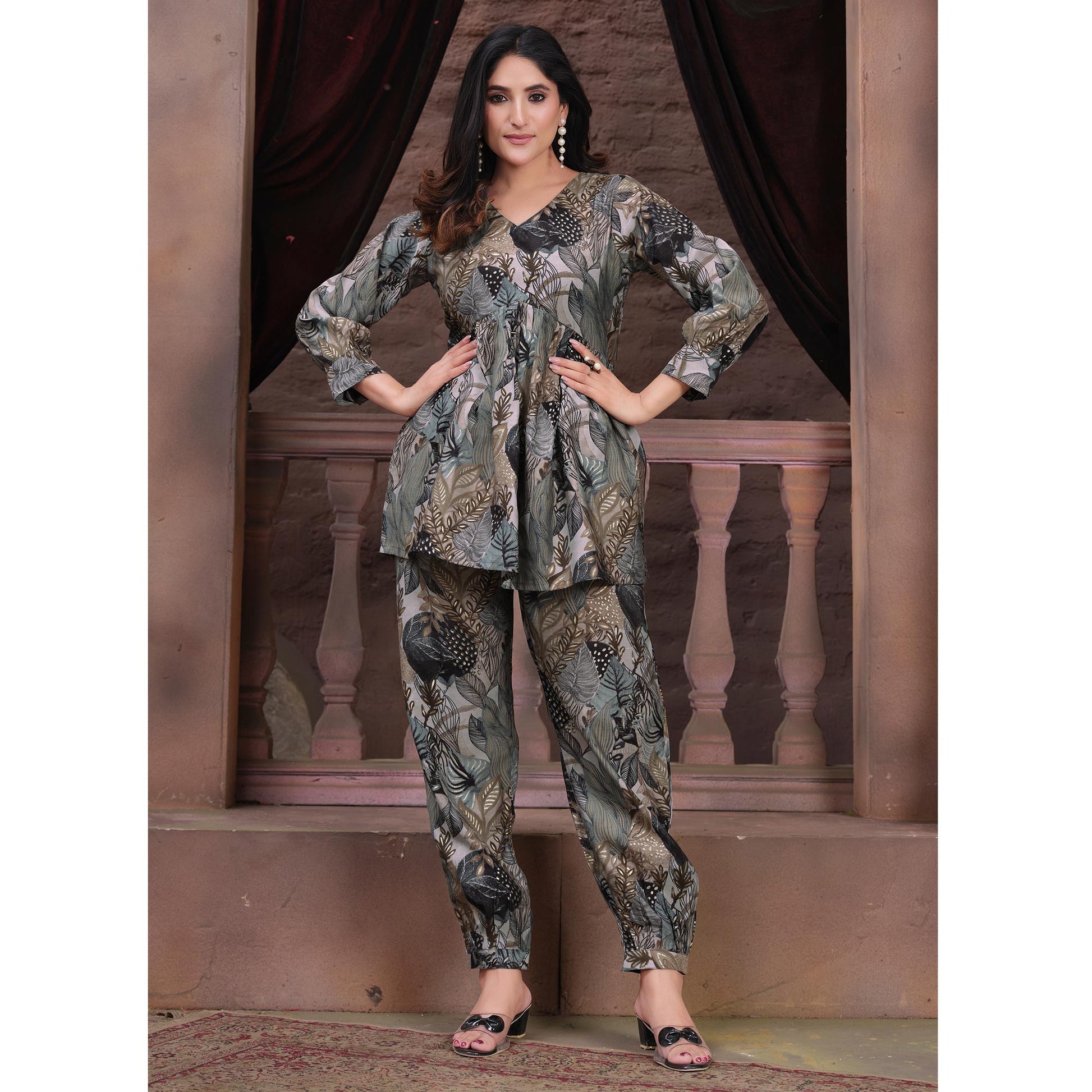 grey-floral-printed-chanderi-co-ord-set-1