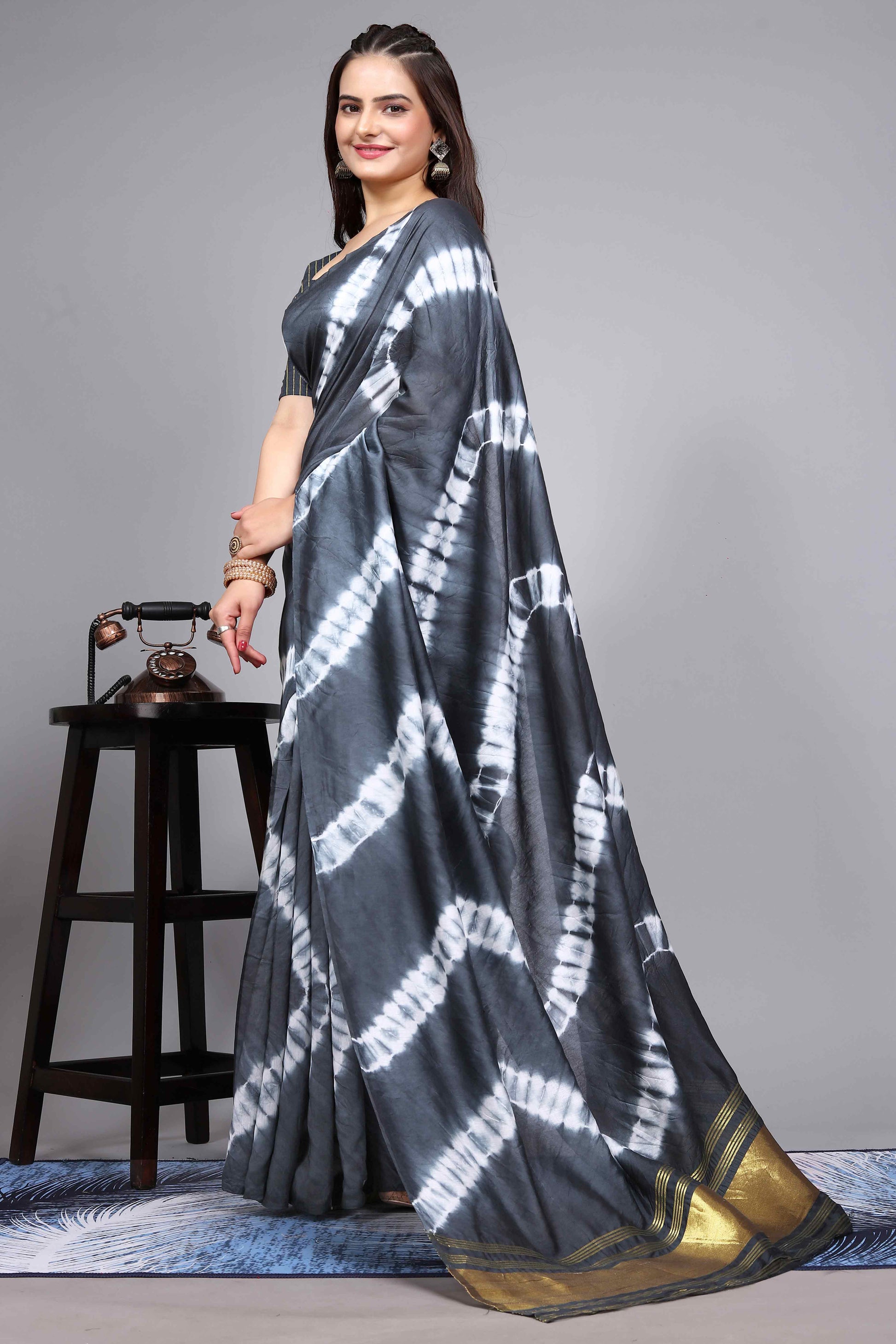 Grey Shibori Leheriya Printed Chanderi Cotton Silk Lagdi Patta Saree