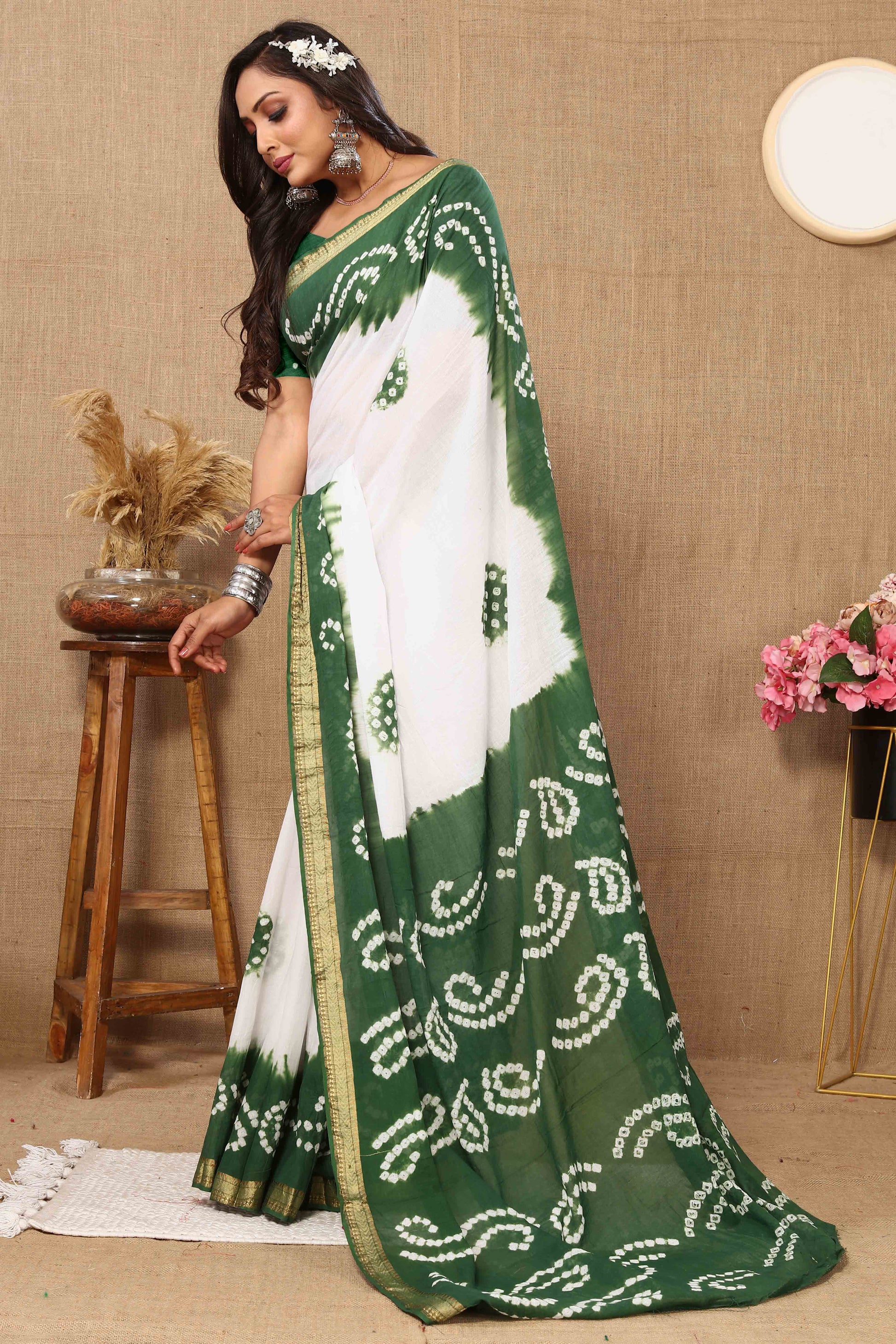 green-white-bandhani-printed-mul-mul-pure-cotton-saree
