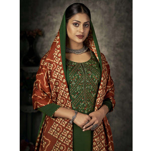 green-floral-embroidered-with-printed-pashmina-salwar-suit
