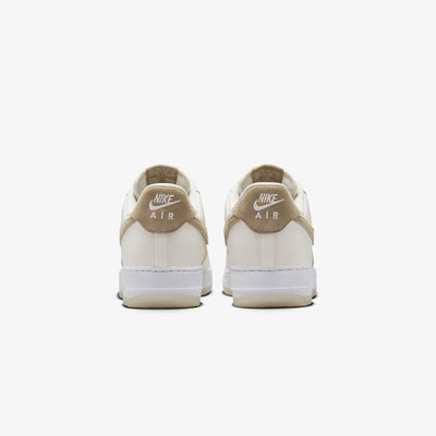 Nike | AIR FORCE 1 '07 LV8 { SAIL/KHAKI-COCONUT MILK-WHITE