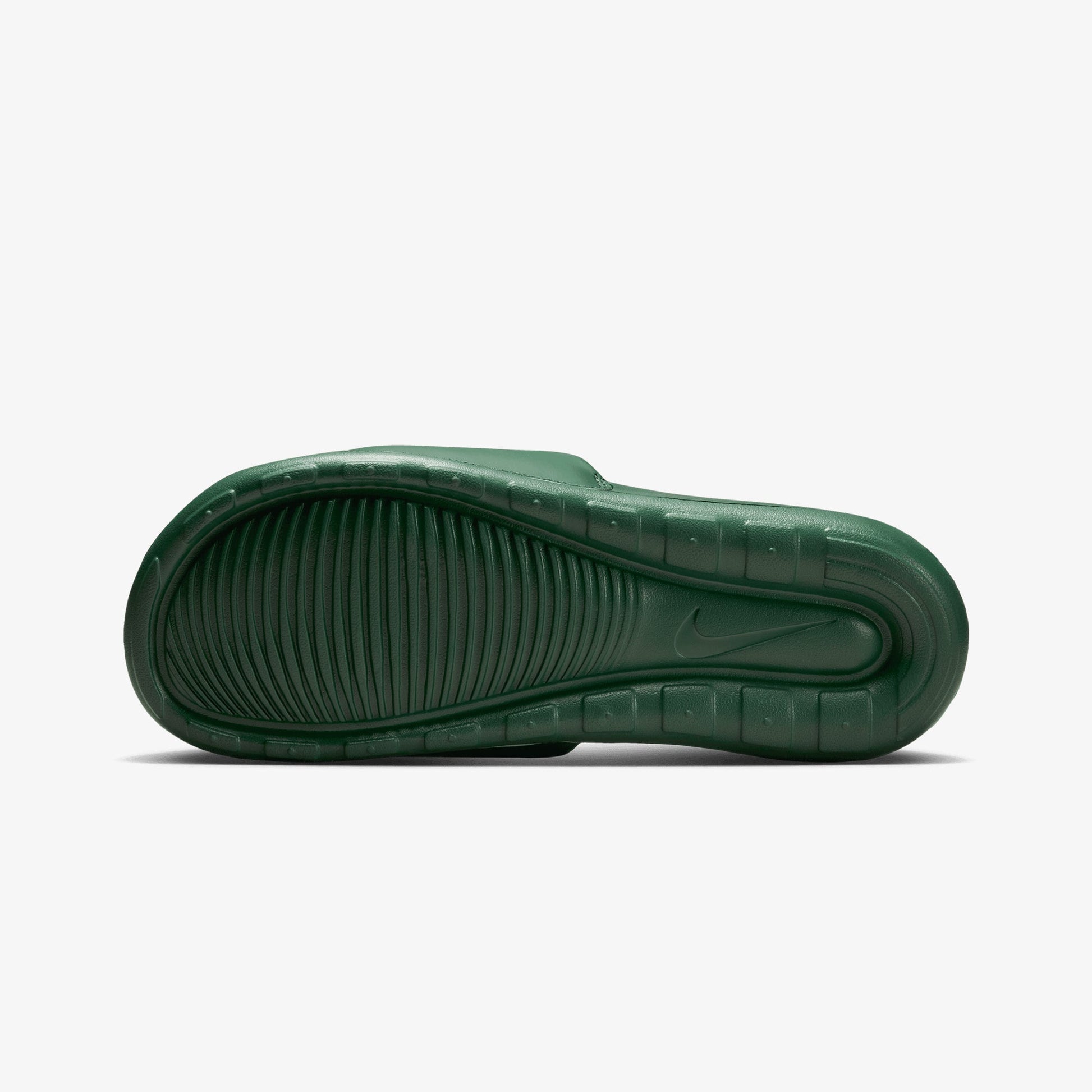 NIKE | VICTORI ONE { FIR/WHITE-FIR