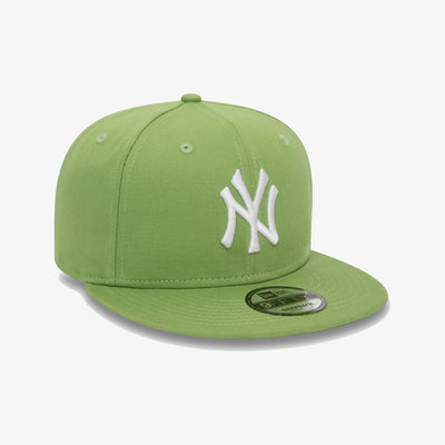 New Era | NEW YORK YANKEES LEAGUE ESSENTIAL 9FIFTY ADJUSTABLE CAP  { GREEN