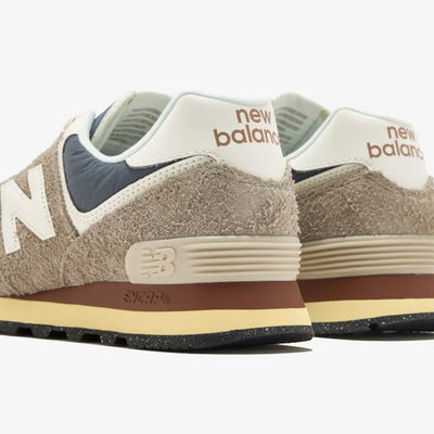 New Balance | 574 { ARID STONE/SEA SALT
