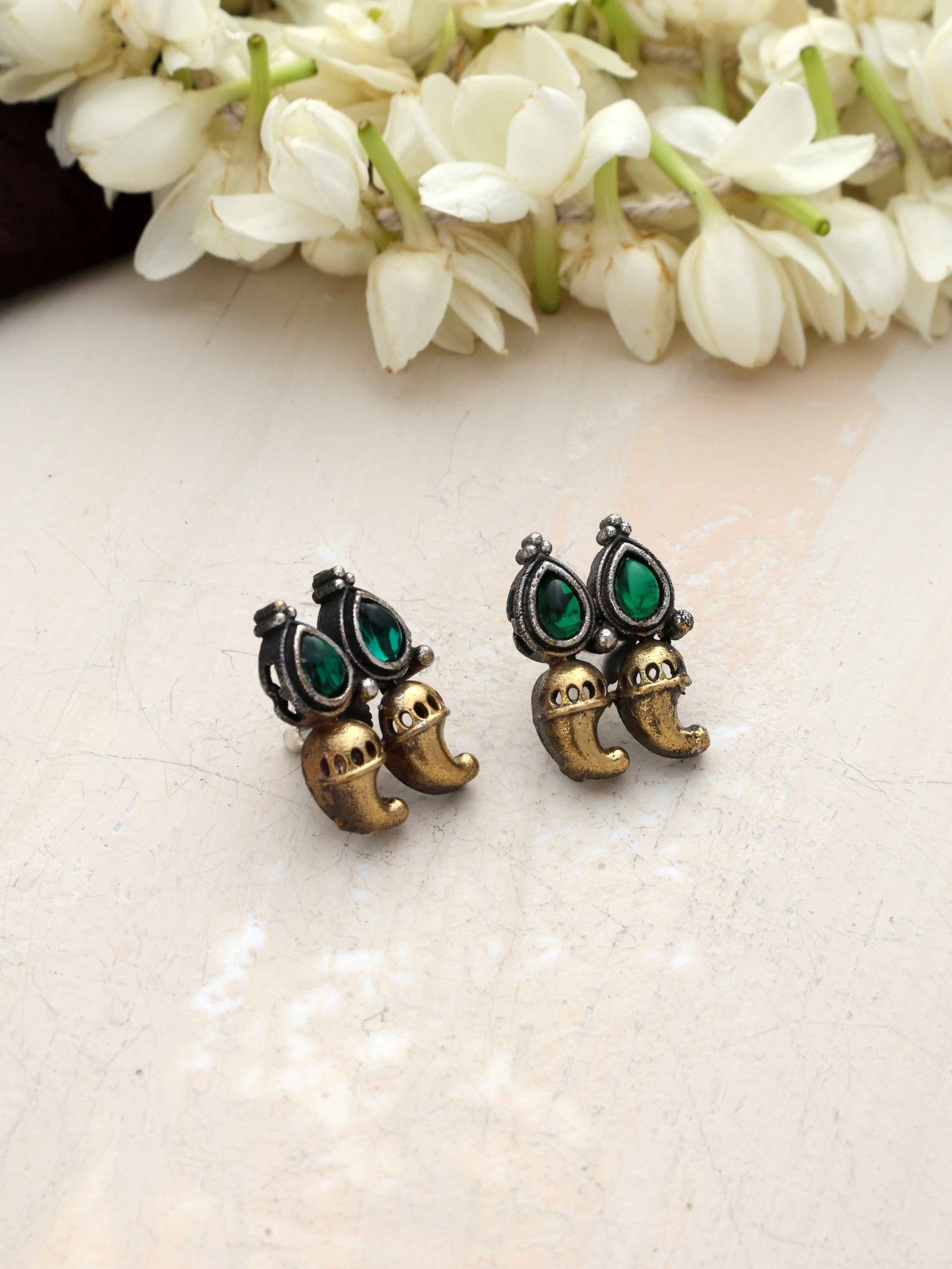 trueBrowns Silver Gold Tone Stud Earrings