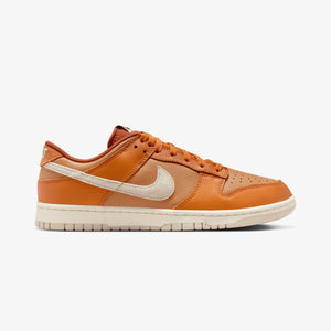 NIKE | DUNK LOW RETRO { MONARCH/LT OREWOOD BRN-FLAX-DARK RUSSET