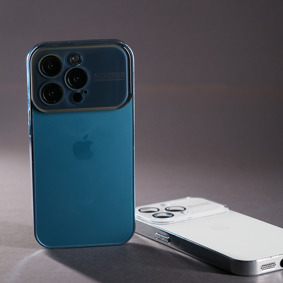 iPhone 15 Pro Autofocus Chrome Glass Case
