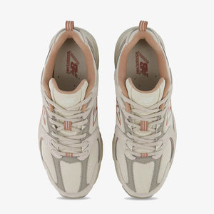 New Balance | 530 { TIMBERWOLF