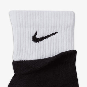 NIKE | EVERYDAY PLUS CUSHIONED TRAINING ANKLE SOCKS { BLACK/WHITE/BLACK