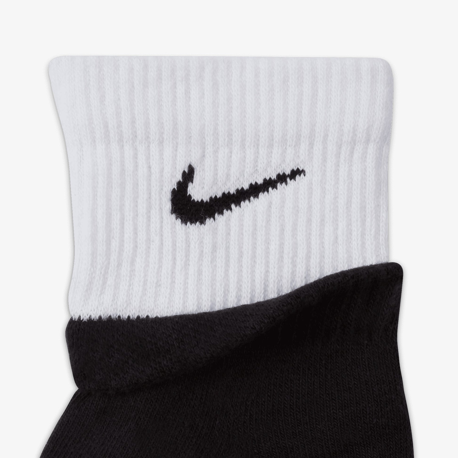 NIKE | EVERYDAY PLUS CUSHIONED TRAINING ANKLE SOCKS { BLACK/WHITE/BLACK