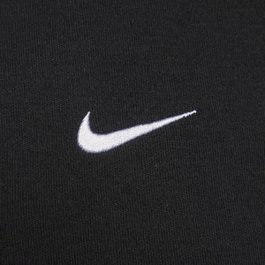 NIKE | SPORTSWEAR ESSENTIAL { BLACK/WHITE