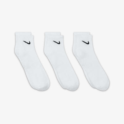 NIKE | EVERYDAY TRAINING ANKLE SOCKS { WHITE/BLACK