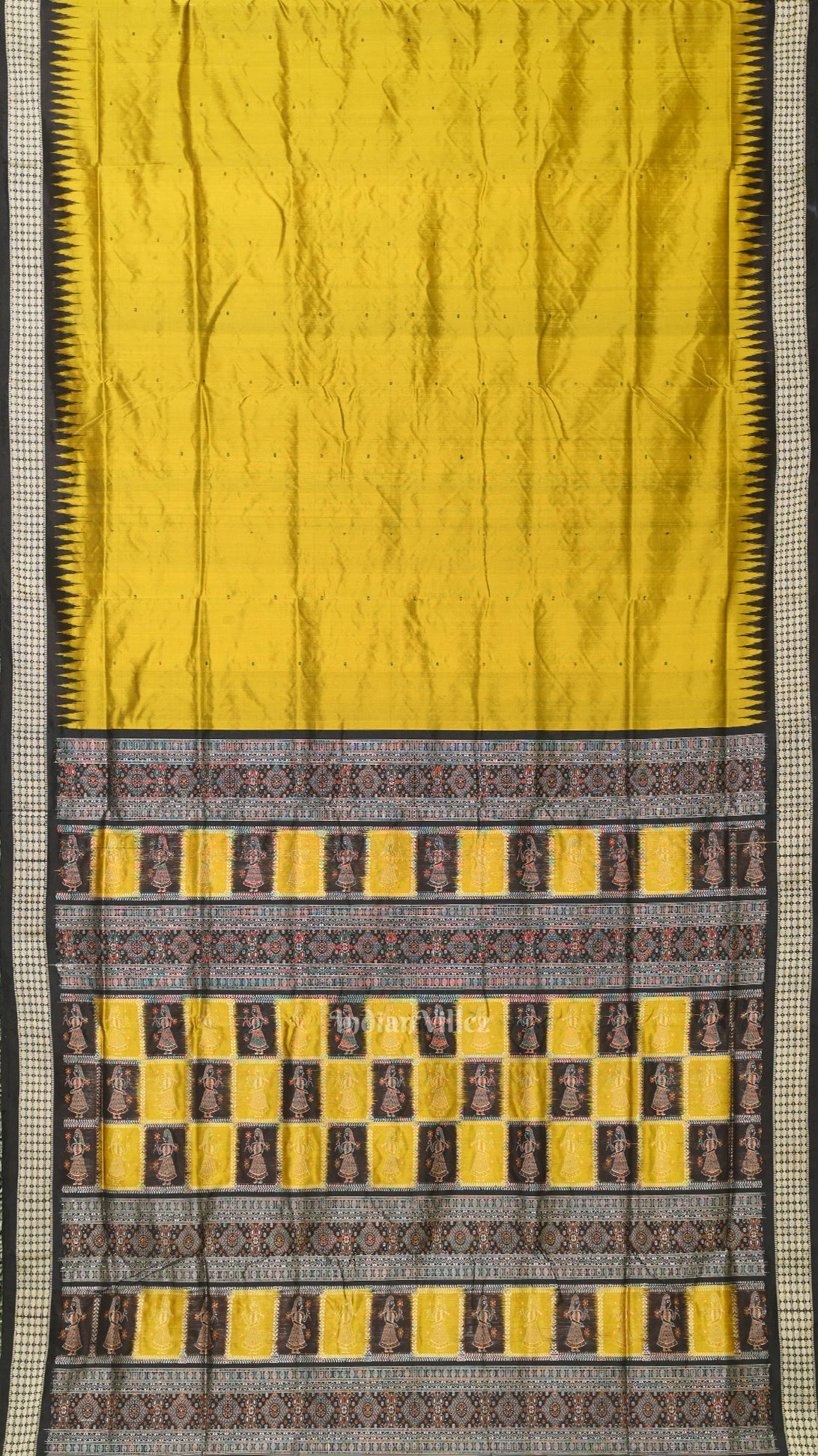 Mustad Black Patili Bomkai Silk saree with Doll Anchal