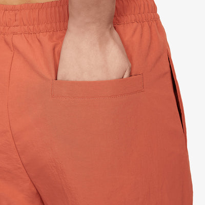 Nike | SPORTSWEAR EVERYTHING WOVENS  { BURNT SUNRISE/SAIL