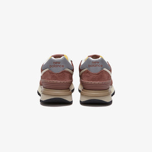 New Balance | 574 { BROWN/GREY