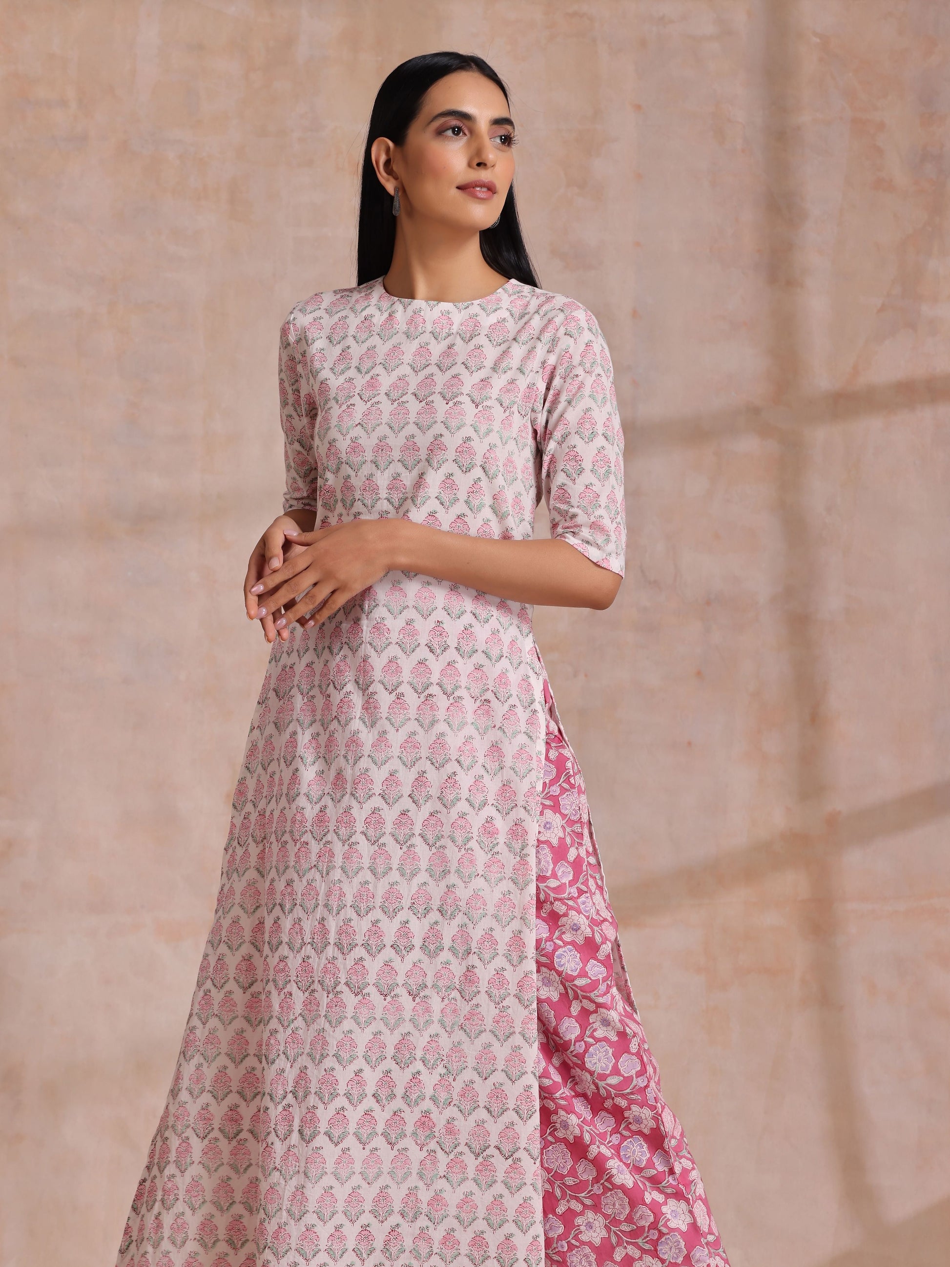 Pink Green Floral On White Block Print Cotton Slit Kurta Pant Set | Relove