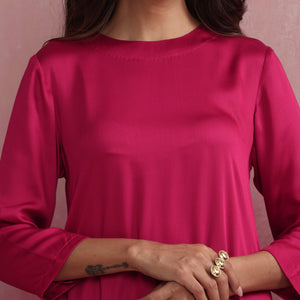 trueBrowns Magenta Highlow Modal Kurta Set