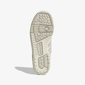 Adidas Originals | RIVALRY LOW  { OFF WHITE/ALUMINIUM