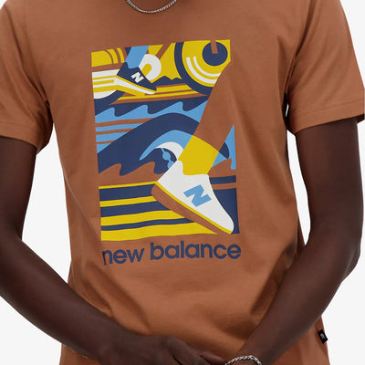 New Balance | SPORT ESSENTIALS TRIATHLON T-SHIRT  { BROWN