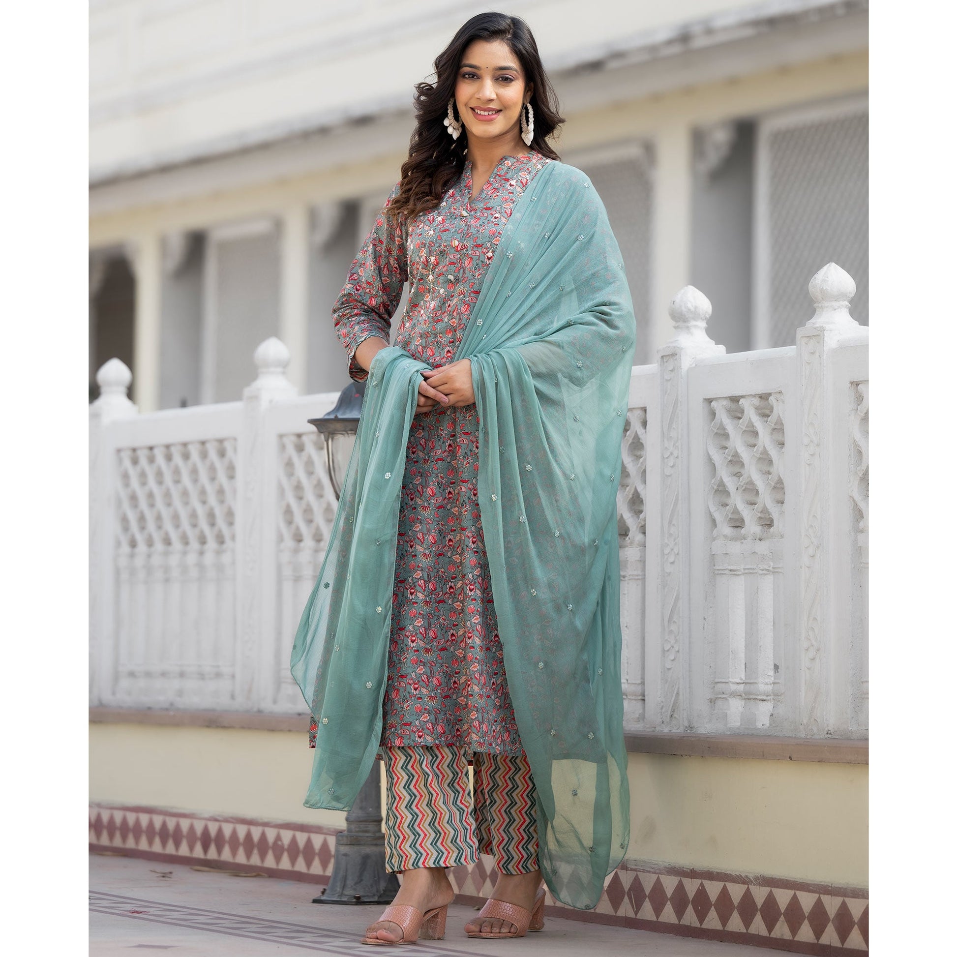 green-floral-printed-pure-cotton-straight-salwar-suit