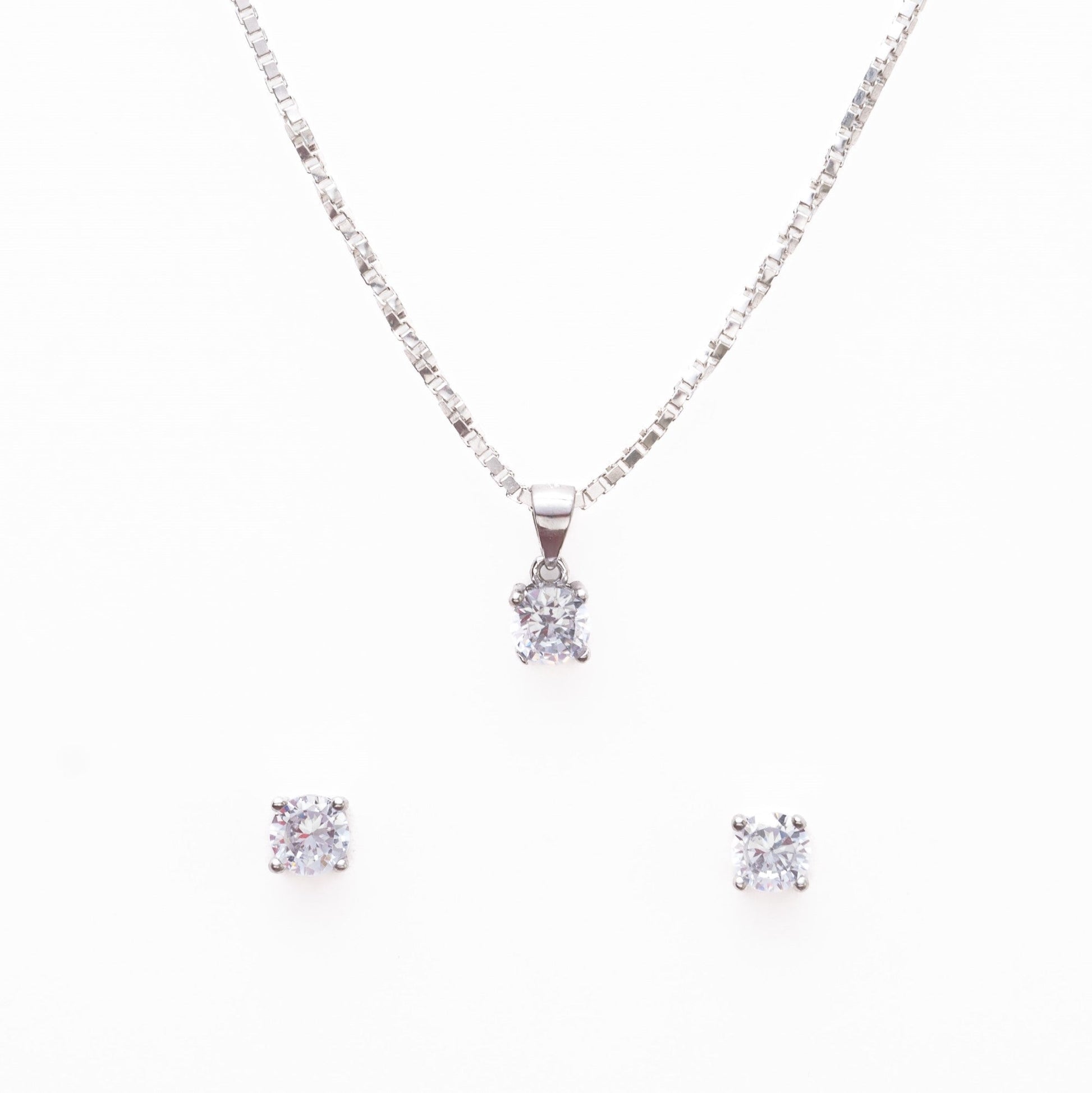 Real Silver Set Chain Pendant and Earrings with Finely Cut Stones for Women