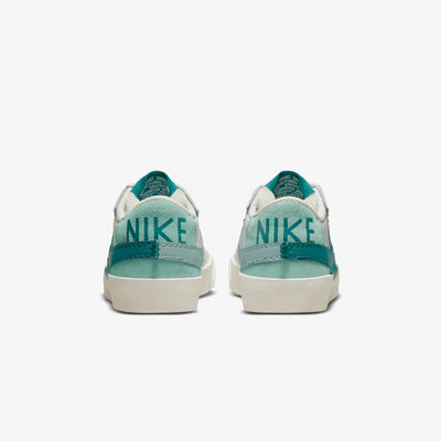 Nike | BLAZER LOW '77 JUMBO { SUMMIT WHITE/GEODE TEAL-SEA GLASS