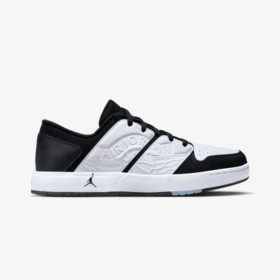 Jordan | NU RETRO 1 LOW  { WHITE/BLACK-WHITE