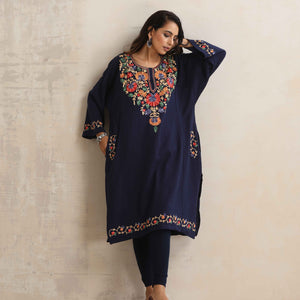 trueBrowns Blue Kashmiri Floral Embroidered Woollen Phiran Kurta