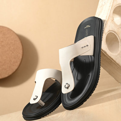 Comet Leather Slippers by Aspeerio