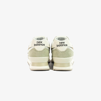 New Balance | 574 { OLIVE