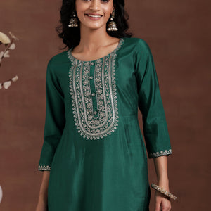 Green Yoke Design Silk Blend Straight Suit With Dupatta