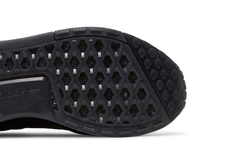 adidas NMD V3 Triple Black