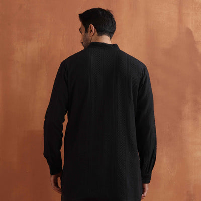 trueBrowns Men's Black Textured Cotton Dobby Short Kurta