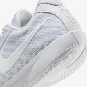 NIKE | G.T. HUSTLE ACADEMY EP { WHITE/WHITE-PHOTON DUST