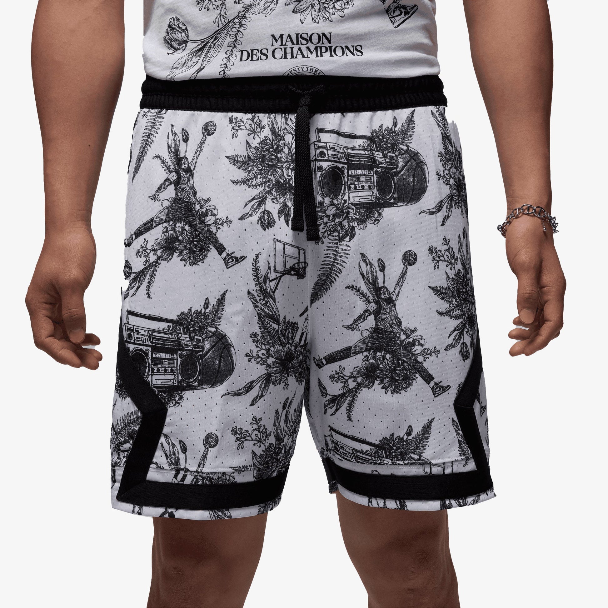 JORDAN | SPORT DRI-FIT PRINTED DIAMOND SHORTS { WHITE/BLACK/BLACK
