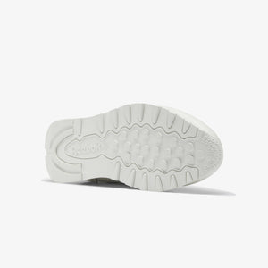 Reebok | CLASSIC LEATHER  { LGH SOLID GREY