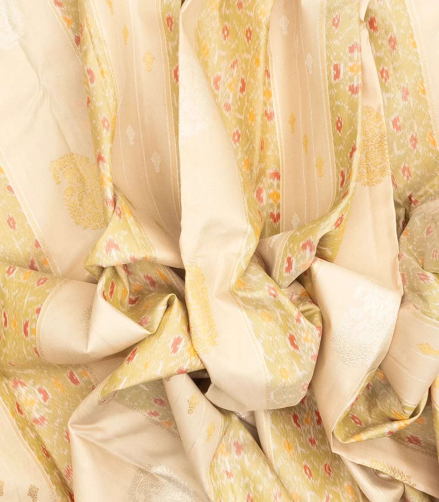 Cream Handloom Kanchipuram Silk Saree With Ikat Floral Buttas