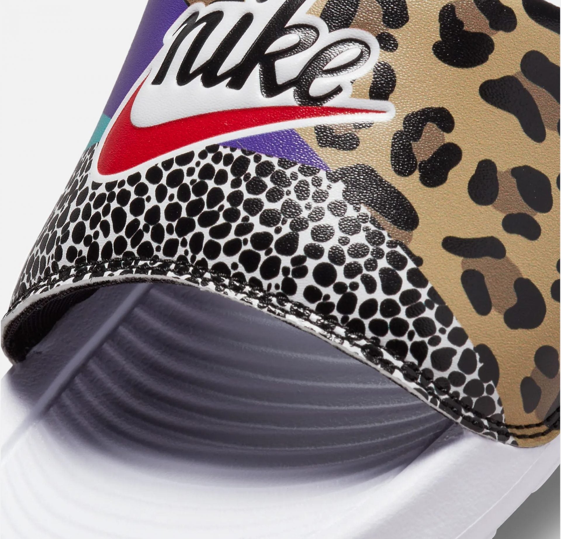 Nike | VICTORI ONE PRINTED SLIDE  { ANIMAL PRINT