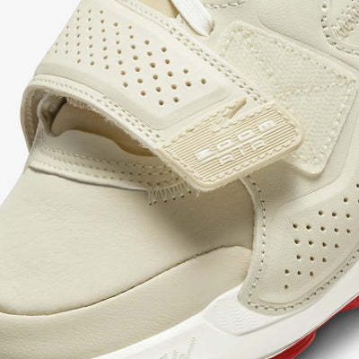 Nike | ZION 2 PF  { FOSSIL/TEAM GOLD