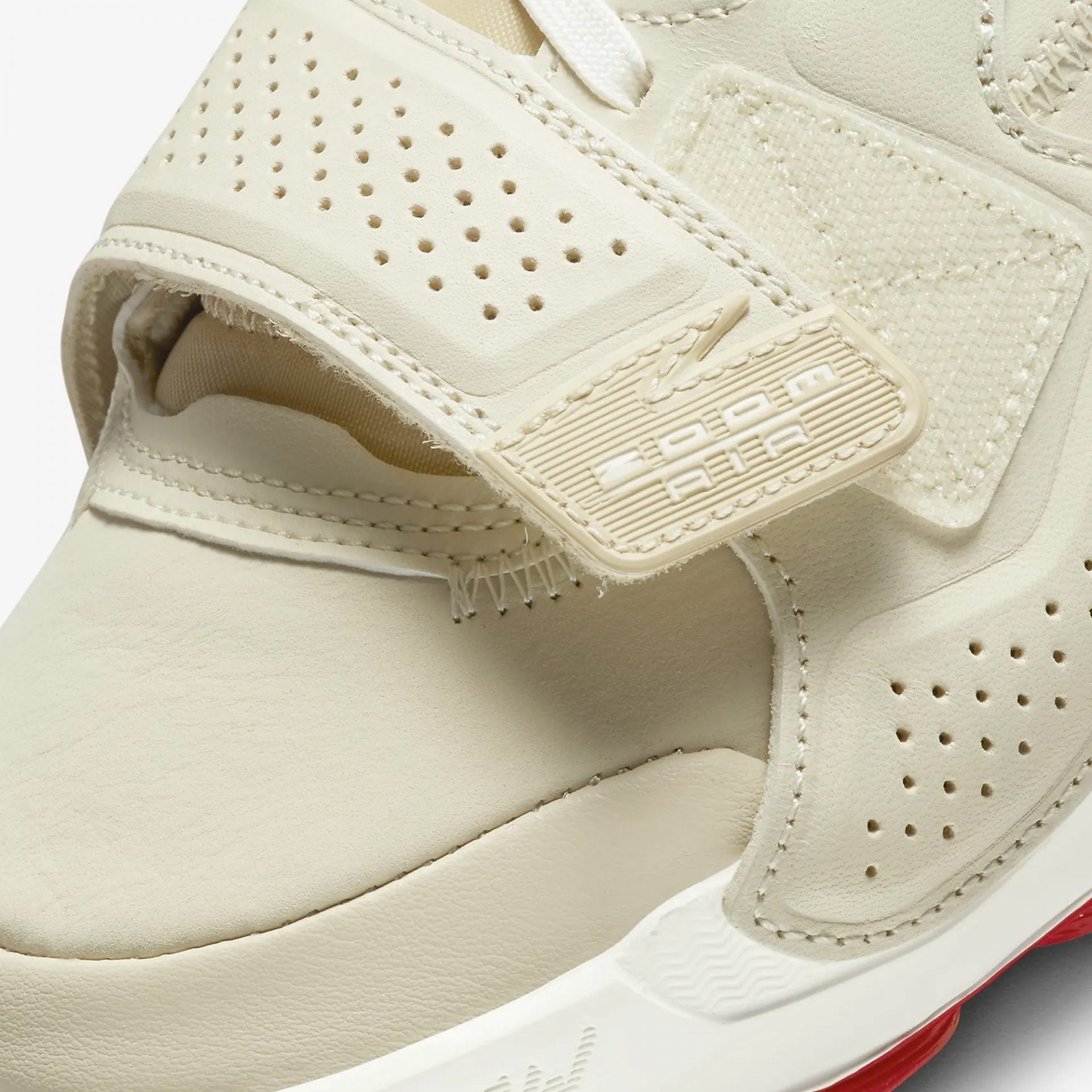Nike | ZION 2 PF  { FOSSIL/TEAM GOLD