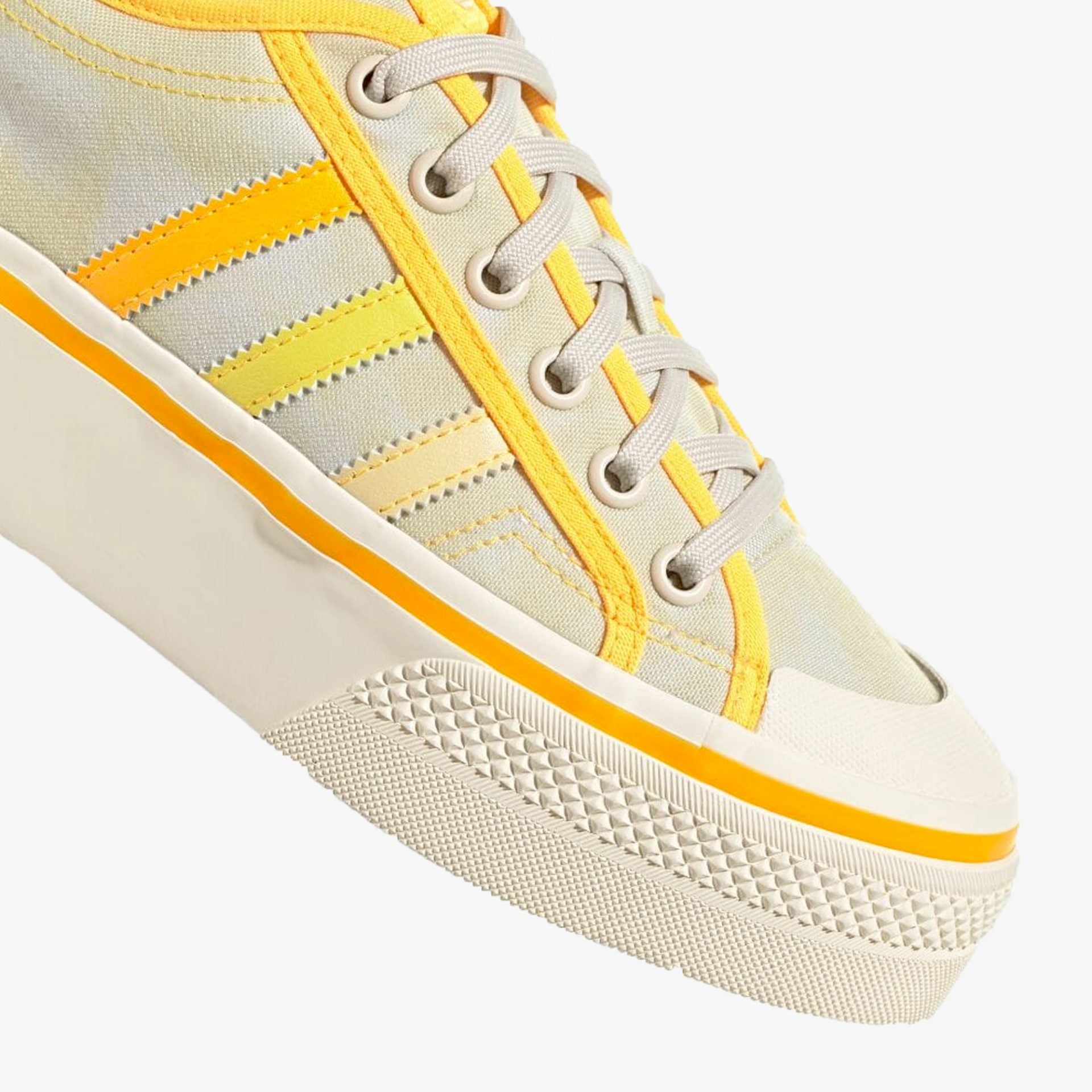 Adidas Originals | NIZZA PLATFORM  { ALMOST YELLOW / ORANGE TINT