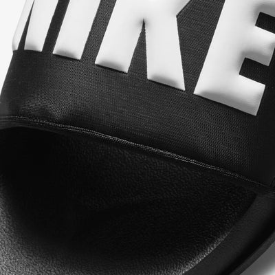 Nike | OFFCOURT SLIDES { BLACK