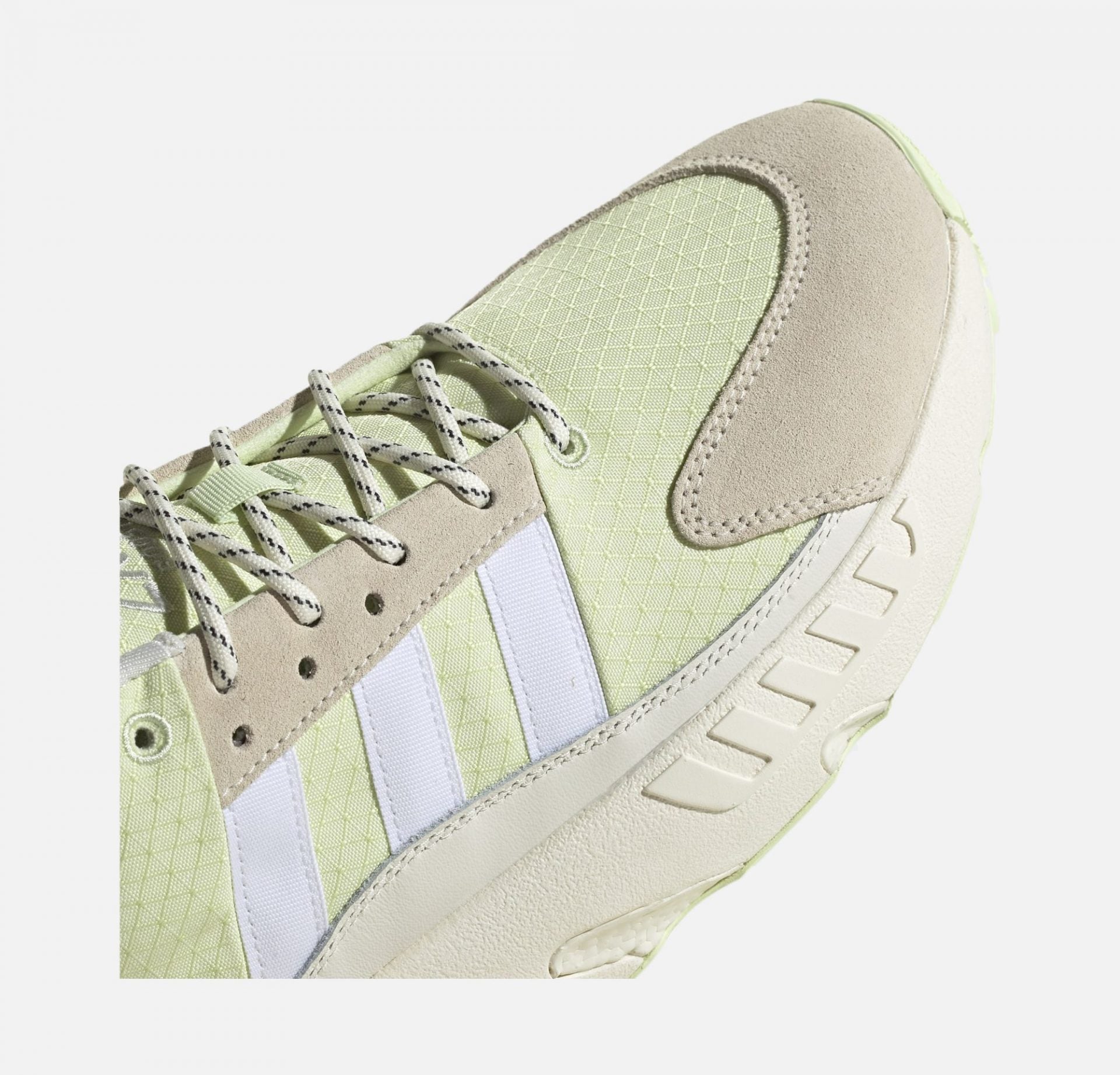 Adidas Originals | ZX 22 BOOST  { OFF WHITE