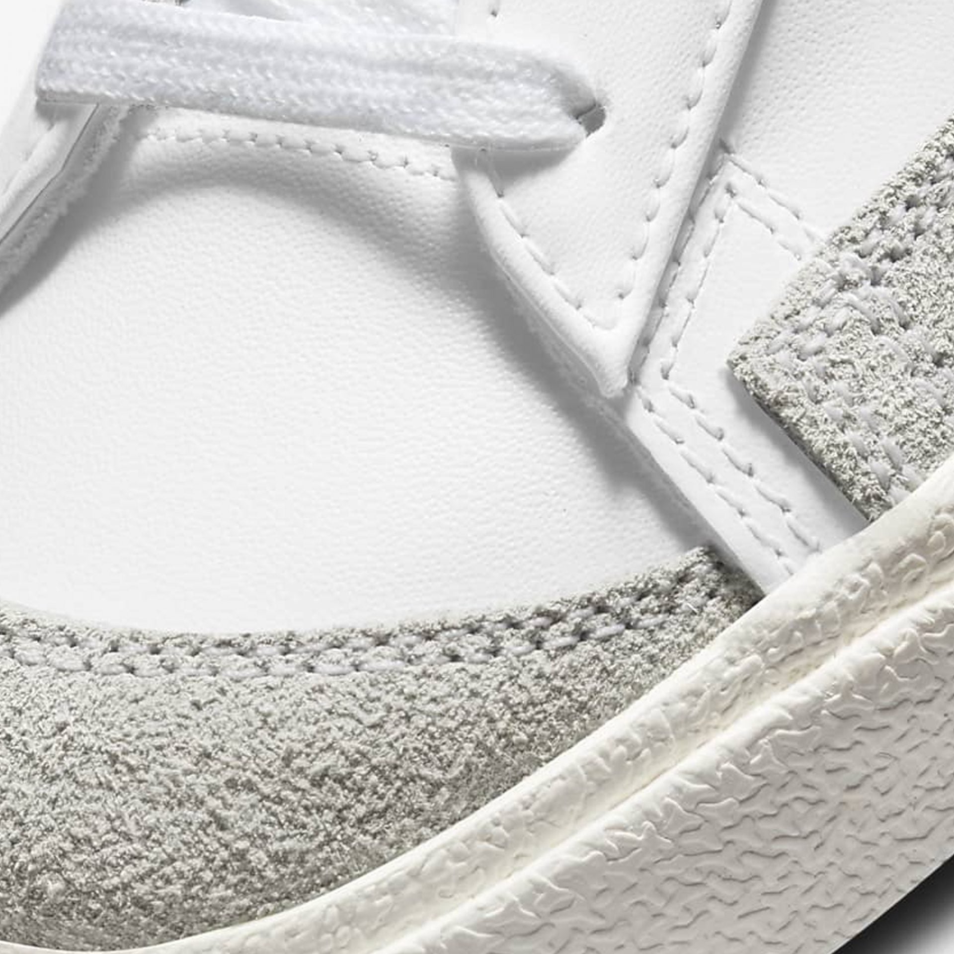 Nike | BLAZER LOW '77