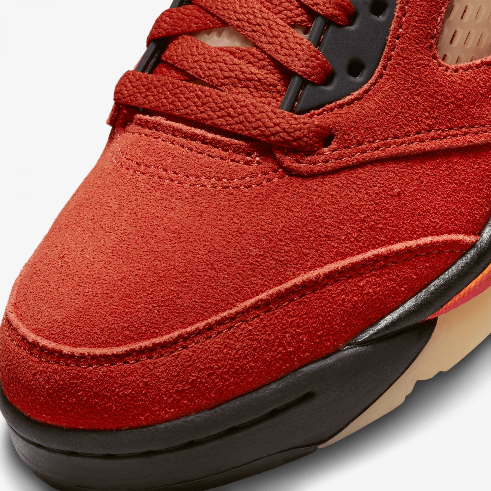 Jordan | AIR JORDAN 5 RETRO  { BLACK/FIRE RED