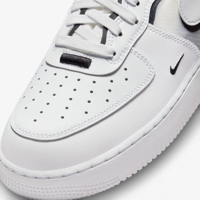 Nike | AIR FORCE 1 REACT  { WHITE